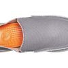 Crocs Santa Cruz Slip-On Shoes «Gris» 10128-01W