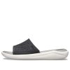 Pantuflas Crocs LiteRide Fashion Unisex gris claro 205183-05M