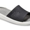 Pantuflas Crocs LiteRide Fashion Unisex gris claro 205183-05M