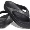 Pantuflas negras de suela gruesa Crocs (WMNS) 206919-001