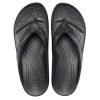 Pantuflas negras de suela gruesa Crocs (WMNS) 206919-001