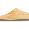 Pantuflas unisex Crocs Classic Casual Thick Stay Warm amarillas 203600-838