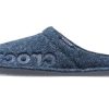 Pantuflas unisex ligeras Crocs en azul oscuro 205917-459