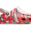 Sandalias Crocs Classic Clog Marble Beach Sports unisex, color rojo y blanco, 206867-884