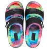 Sandalias Crocs Classic Cozzzy con efecto teñido en aerosol «Negro Multi» 208046-0C4