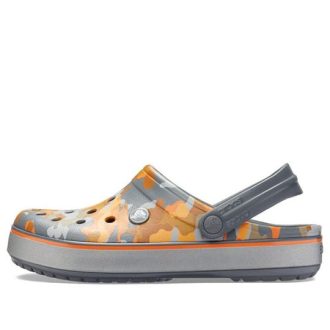 Sandalias Crocs Crocband con estampado de camuflaje negro y naranja 205834-02Q