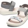 Sandalias Crocs Literide Graphic para mujer, color gris, 205375-0E9