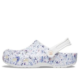 Sandalias Crocs (mujeres) Liberty London x Crocs Classic Clog Beach Flowers blancas 206447-97E Sandalias Crocs (mujeres) Liberty London x Crocs Classic Clog Beach Flowers blancas 206447-97E