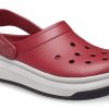 Sandalias Crocsband Full Force con suela gruesa, color rojo y blanco 206122-6RU