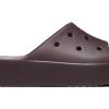 Sandalias de plataforma clásicas Crocs (mujeres) «Dark Cherry» 208180-6WD