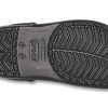 Sandalias de playa Crocs Classic Clog con estampado de camuflaje negro 205579-0DY