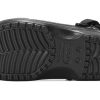 Sandalias de playa Crocs Classic Clog Cozy y transpirables, color negro, 207142-001
