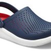Sandalias de playa Crocs LiteRide unisex azul y rojo 204592-4CC