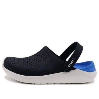 Sandalias deportivas Crocs LiteRide Outdoor de tacón plano en azul 204592-462