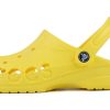 Sandalias unisex Crocs Classic Clog Beach amarillas 10126-7C1