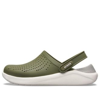 Zapatos de playa Crocs LiteRide verde militar 204592-37P