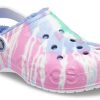 Zuecos clásicos Crocs con estampado tie-dye multicolor unisex 207329-6SO