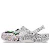 Zuecos clásicos Crocs x Steven Harrington «Quickstrike – Blanco y negro» 208145-103