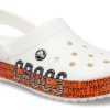 Zuecos Crocband Logo Motion unisex, color blanco y naranja, 206381-127