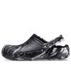 Zuecos Crocs Baya con forro de mármol «Negro Plata» 208333-0C4
