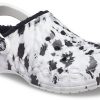 Zuecos Crocs Baya con forro polar, unisex, color blanco y gris, 205975-10M