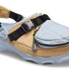 Zuecos Crocs BEAMS x Classic All Terrain para exteriores, color gris, 207447-030
