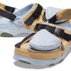 Zuecos Crocs BEAMS x Classic All Terrain para exteriores, color gris, 207447-030