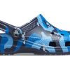 Zuecos Crocs Classic con estampado de camuflaje «Azul marino» 206454-4HQ