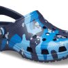 Zuecos Crocs Classic con estampado de camuflaje «Azul marino» 206454-4HQ