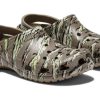 Zuecos Crocs Classic con estampado de camuflaje «Marrón» 894825