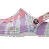 Zuecos Crocs Classic con estampado de Crocs, sandalias deportivas de tacón plano en color azul 205453-6SN