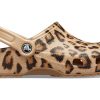 Zuecos Crocs Classic con estampado «Leopard Gold» 205838-98R