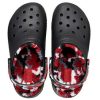 Zuecos Crocs Classic con forro de camuflaje «Negro y rojo» 208047-063