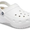 Zuecos Crocs Classic con plataforma y forro, color blanco, 207938-100