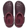 Zuecos Crocs Classic con plataforma y forro para mujer, color cereza oscuro, 207938-6WD