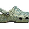Zuecos Crocs Classic Iridiscentes Geométricos «Verde» 209841-001