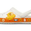 Zuecos Crocs Classic Line Friends Beach, sandalias unisex blancas y amarillas (205791-100)