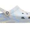 Zuecos Crocs Classic Marbled para mujer, color azul calcita, 206867-4NT