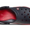 Zuecos Crocs Classic, sandalias Crocs negras y rojas «Black Red» 14300-063
