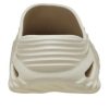 Zuecos Crocs Echo Wave «Tono almendra» 210521-0LL