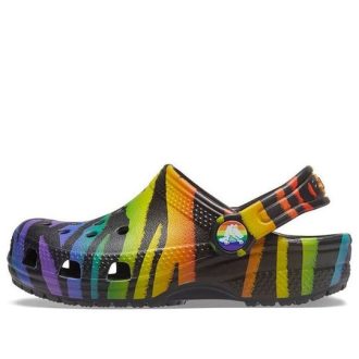 Zuecos Crocs (GS) Classic Seasonal Print «Black Multi» 207345-0C4